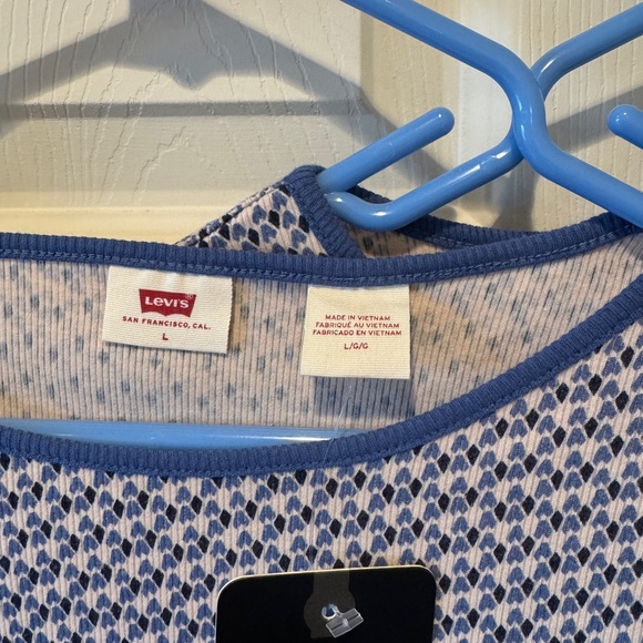 NWTS Levi’s size L - Picture 2 of 4